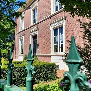 villa-de-proosdij.valkenburgaandegeul-hotels.com/